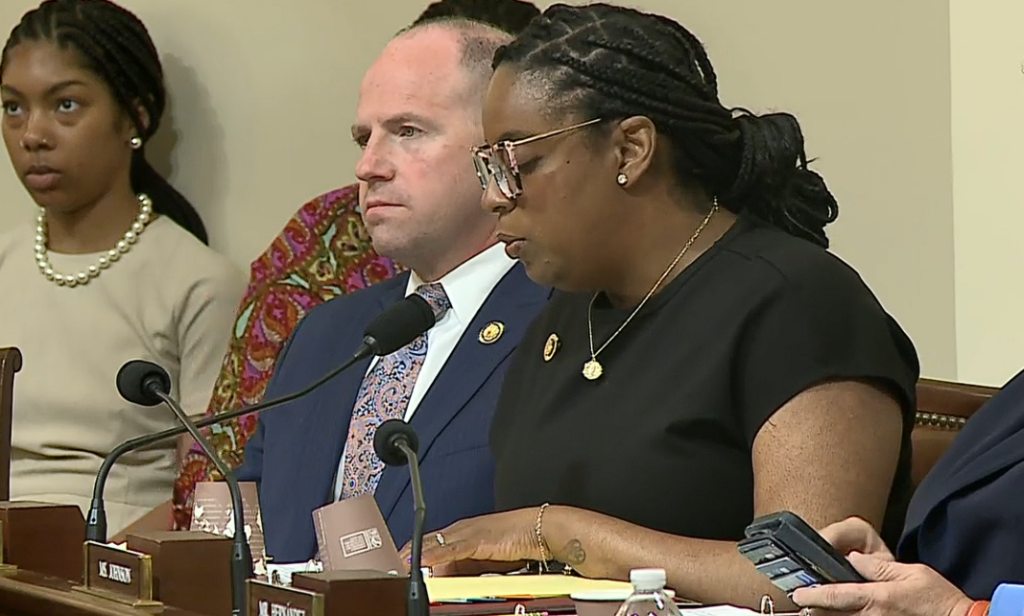 Democrat Lawmaker Confronts DHS Secretary Mullin